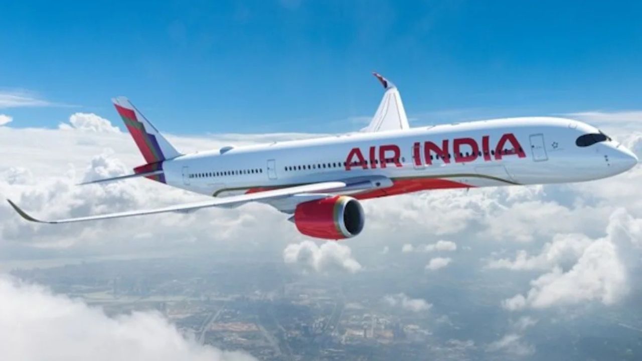 दिल्ली-इंदौर Air India फ्लाइट ने आग के संकेत के बाद की इमरजेंसी लैंडिंग